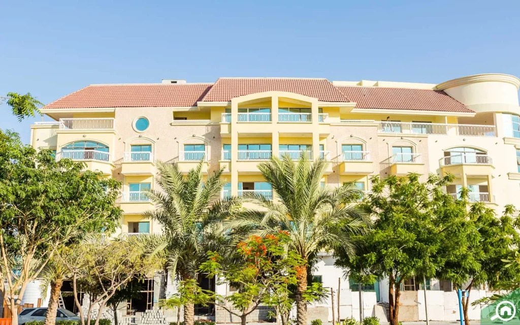 Jumeirah Village Triangle (JVT) Area Guide 2025