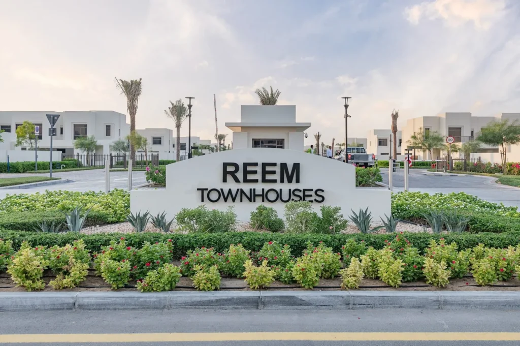 Reem Townhouses at Town Square Dubai | 3 & 4 Bedroom Homes by Nshama